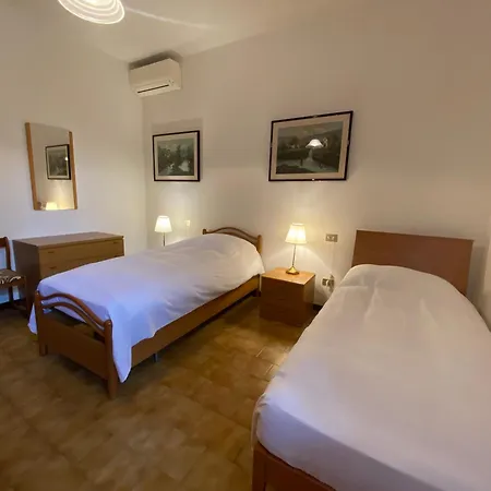 Apartamento Ampio Vicino All'autodromo - Ample Near The Racing Circuit