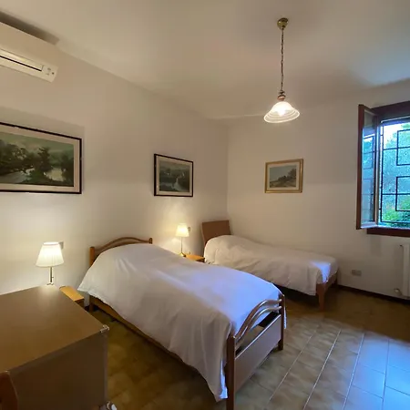 Ampio Vicino All'autodromo - Ample Near The Racing Circuit