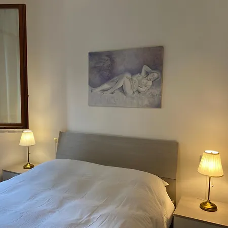 Ampio Vicino All'autodromo - Ample Near The Racing Circuit Apartment Imola