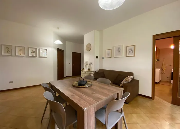 Ampio Vicino All'autodromo - Ample Near The Racing Circuit